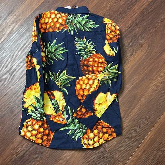 SSLR boys collection, medium pinnacles, long sleeve button up, new with tags - Picture 4 of 5